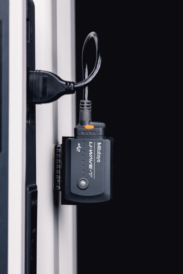 02AZD730G - Image 6